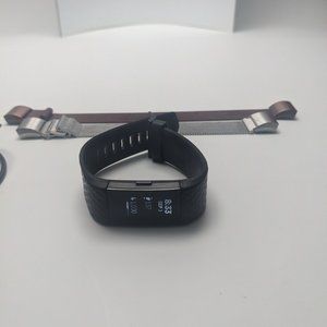 USED FITBIT CHARGE 2 HEART RATE FITNESS WRISTBAND BLACK SIZE SMALL